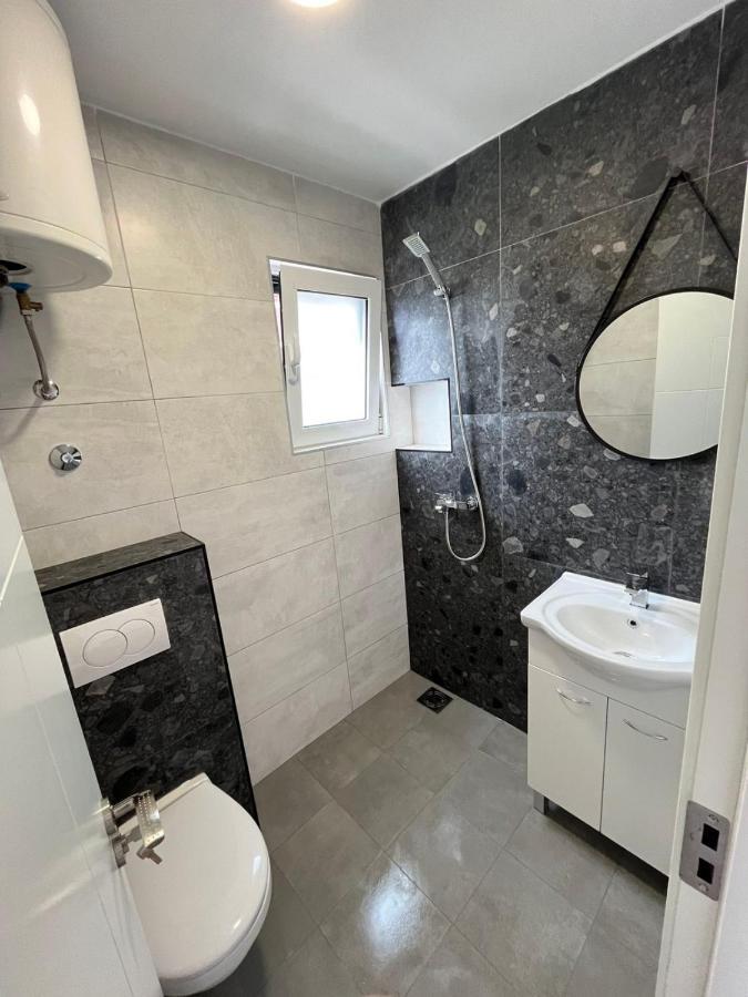 Lana Apartmani Бар Екстер'єр фото