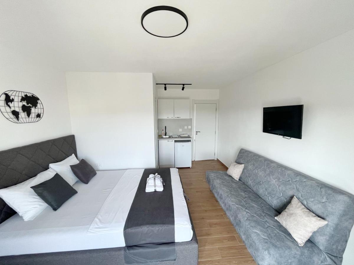 Lana Apartmani Бар Екстер'єр фото