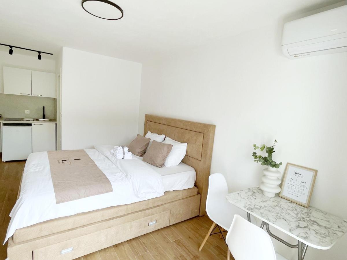 Lana Apartmani Бар Екстер'єр фото