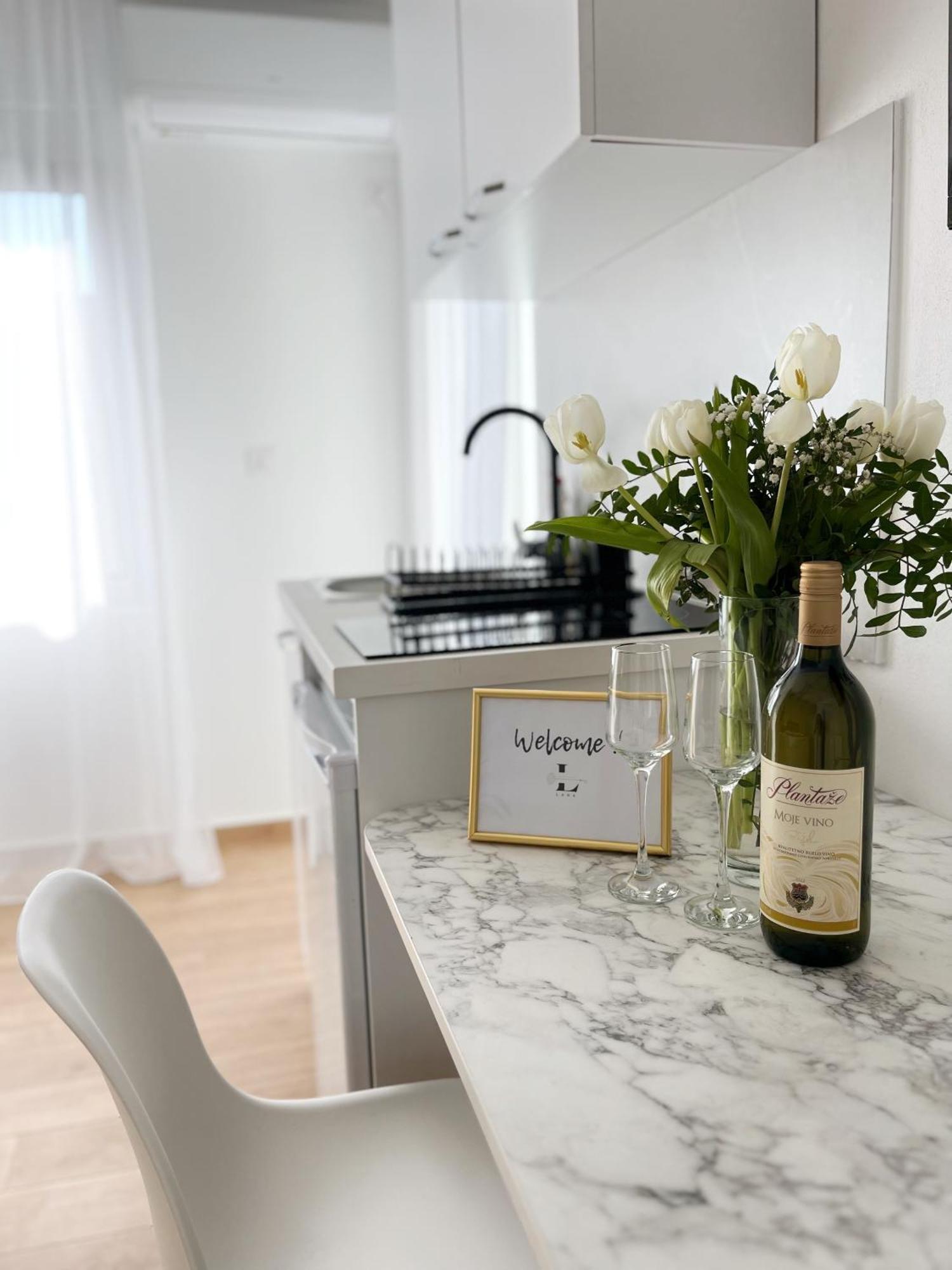 Lana Apartmani Бар Екстер'єр фото